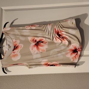 Sleeveless blouse